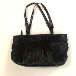 Coach Black Leather Purse Silver Hardware 5 Pocket Very good condition